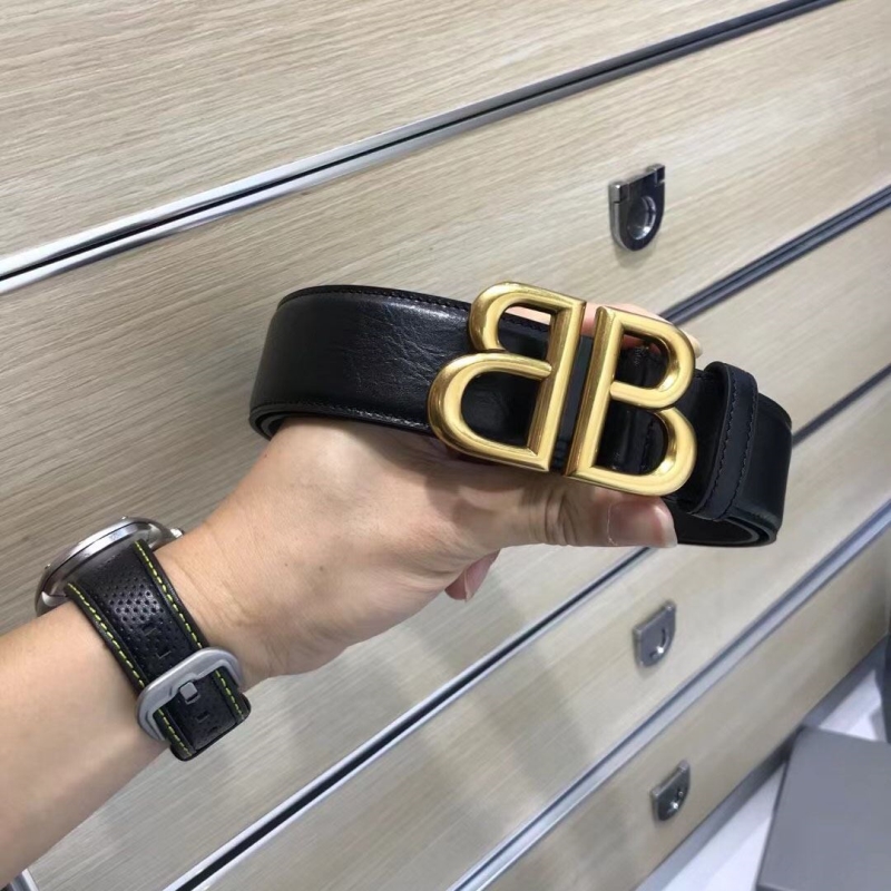 Ba*len*cia*ga belts